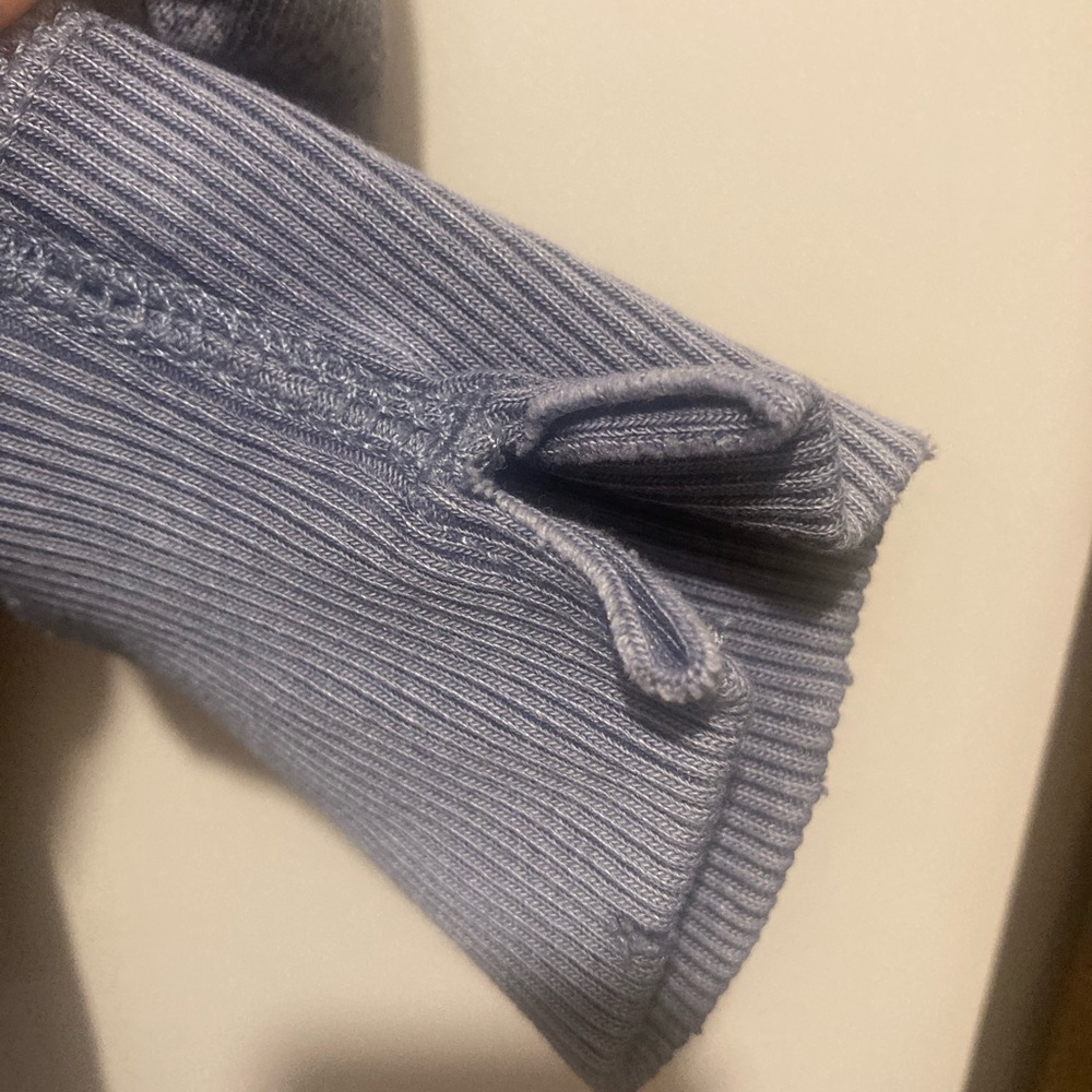 Aerie Sweatshirt - Picture 3 of 6